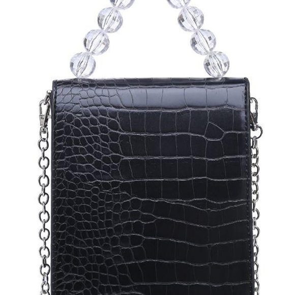 Name Brand Bags - Picture 3 of 5